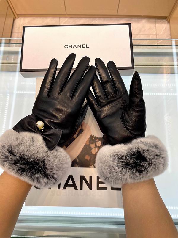 Chanel gloves hm108